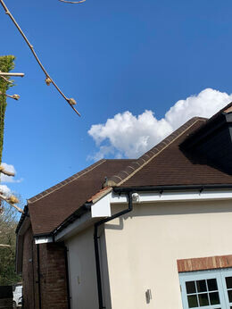 All boxes ticked for this very good service for Roof Cleaning in Chalfont St Giles, Bucks