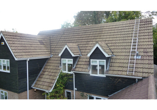 Roof Cleaning and Protective Sealer 