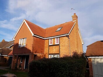 Roof Cleaning London and Roof Moss Removal London 